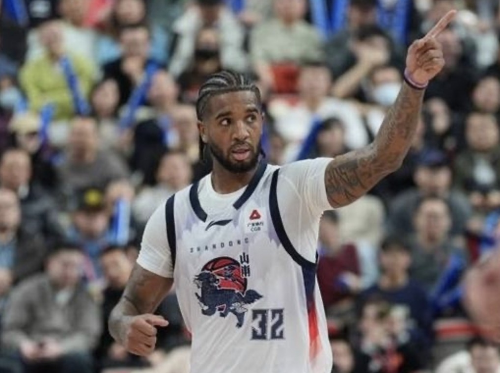 记者：山东大外援克里斯恢复良好，预计一周后伤愈复出