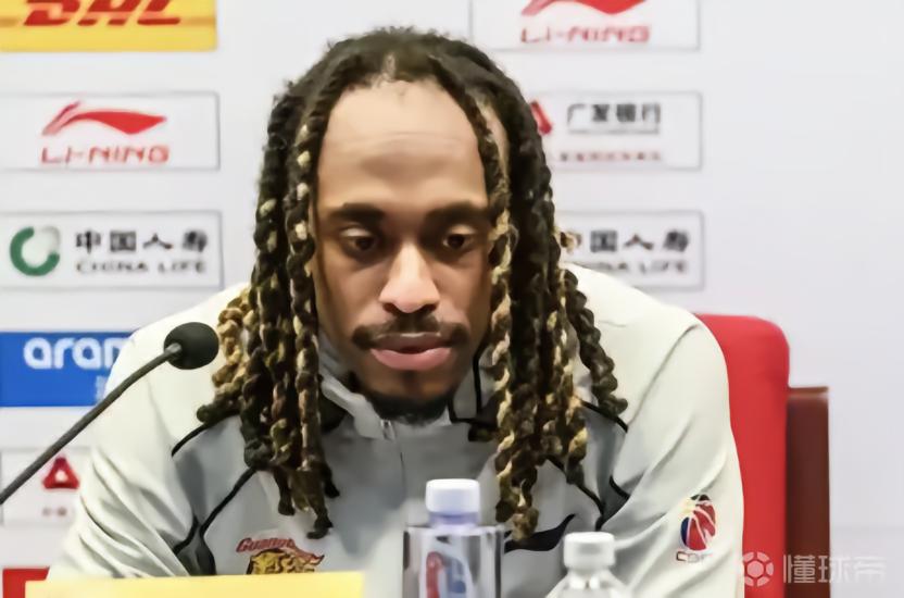 麦考尔：防守靠的是五人齐心，我们要努力建立球队的化学反应