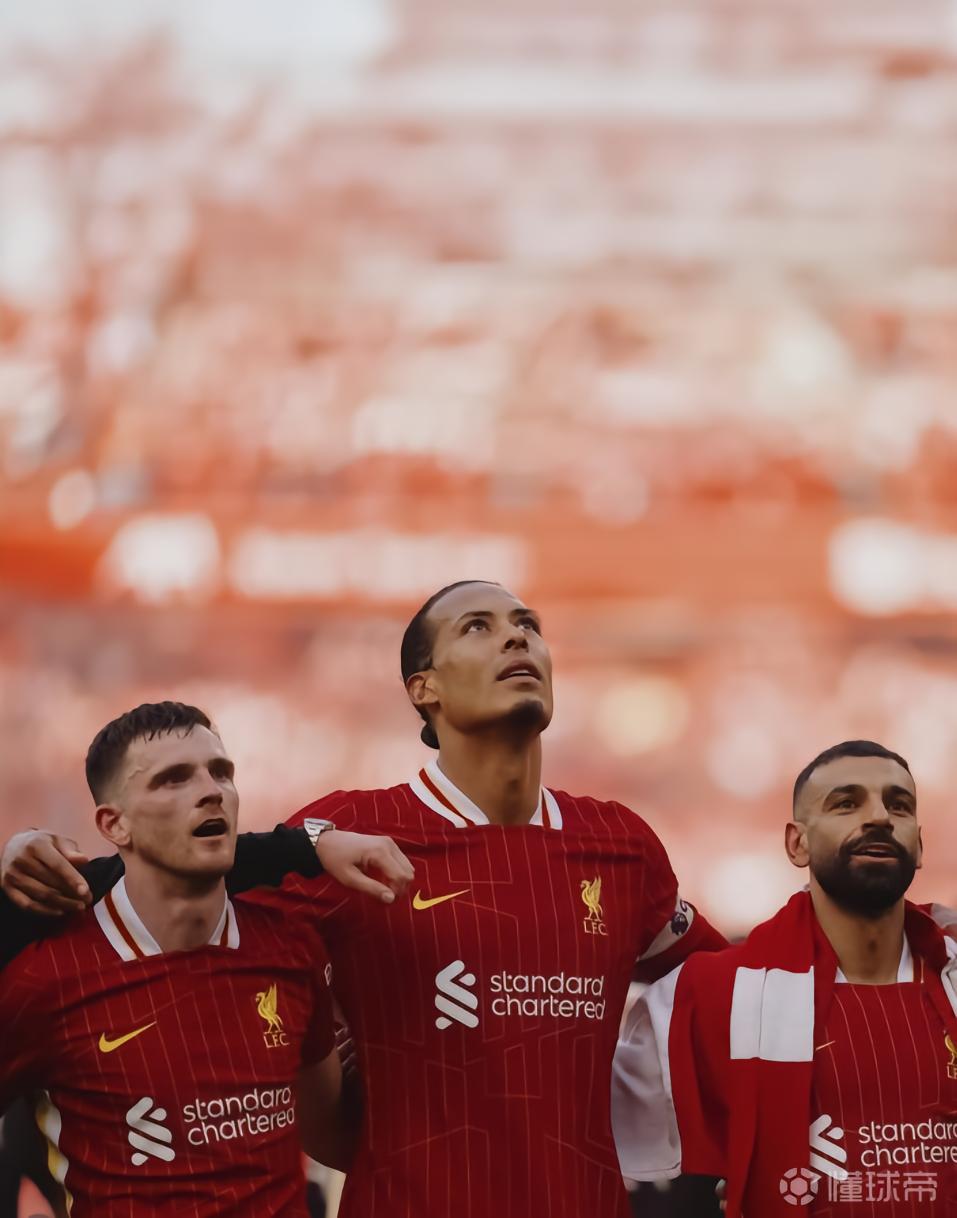 范戴克社媒送别萨拉赫、罗伯逊：来时是队友，离去时已是传奇