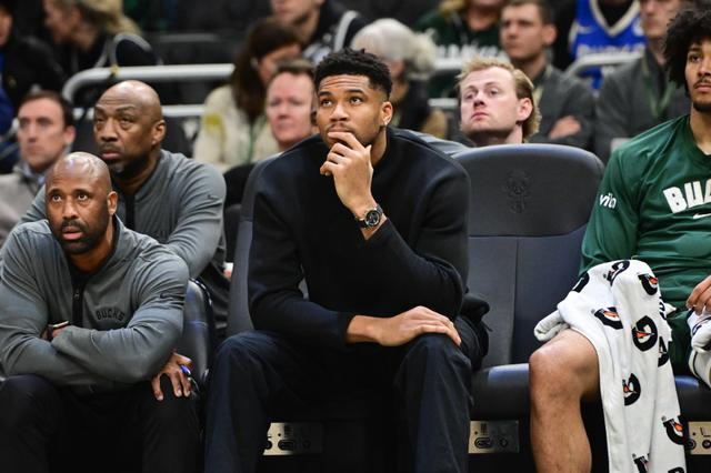 名宿：字母哥和雄鹿的关系是“有害的” 雄鹿只剩交易他一条路了？