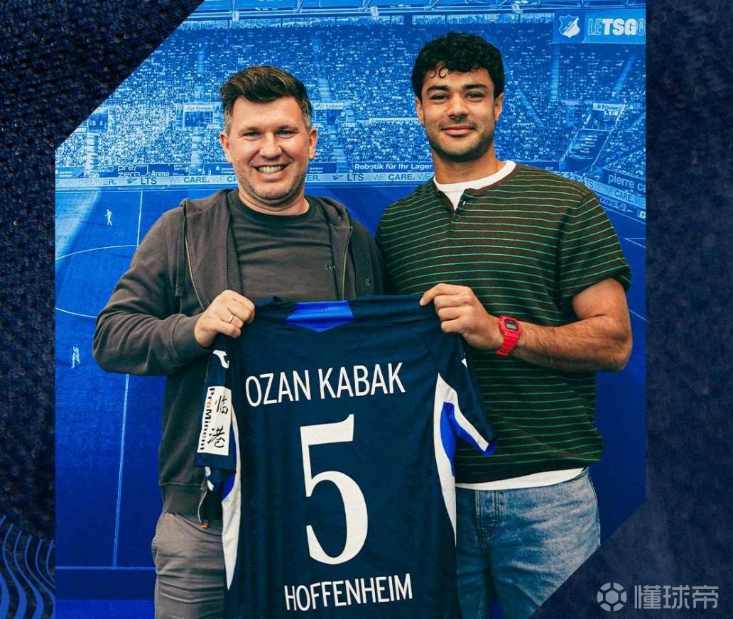 官方：霍芬海姆与后卫卡巴克完成长期续约