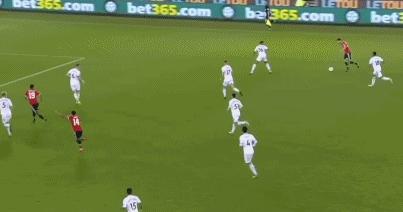 [流言板]热身赛：U18国青2-1海港B队，苗润东、杨杨破门